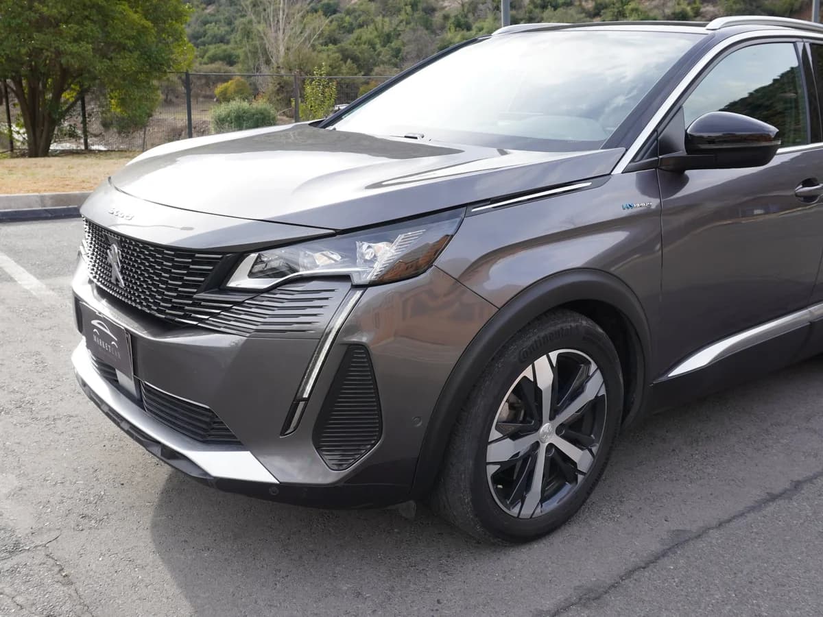 Peugeot 3008 1.6 GT Hibrido año 2023 - Imagen 10