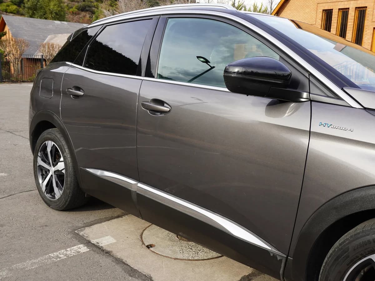 Peugeot 3008 1.6 GT Hibrido año 2023 - Imagen 12