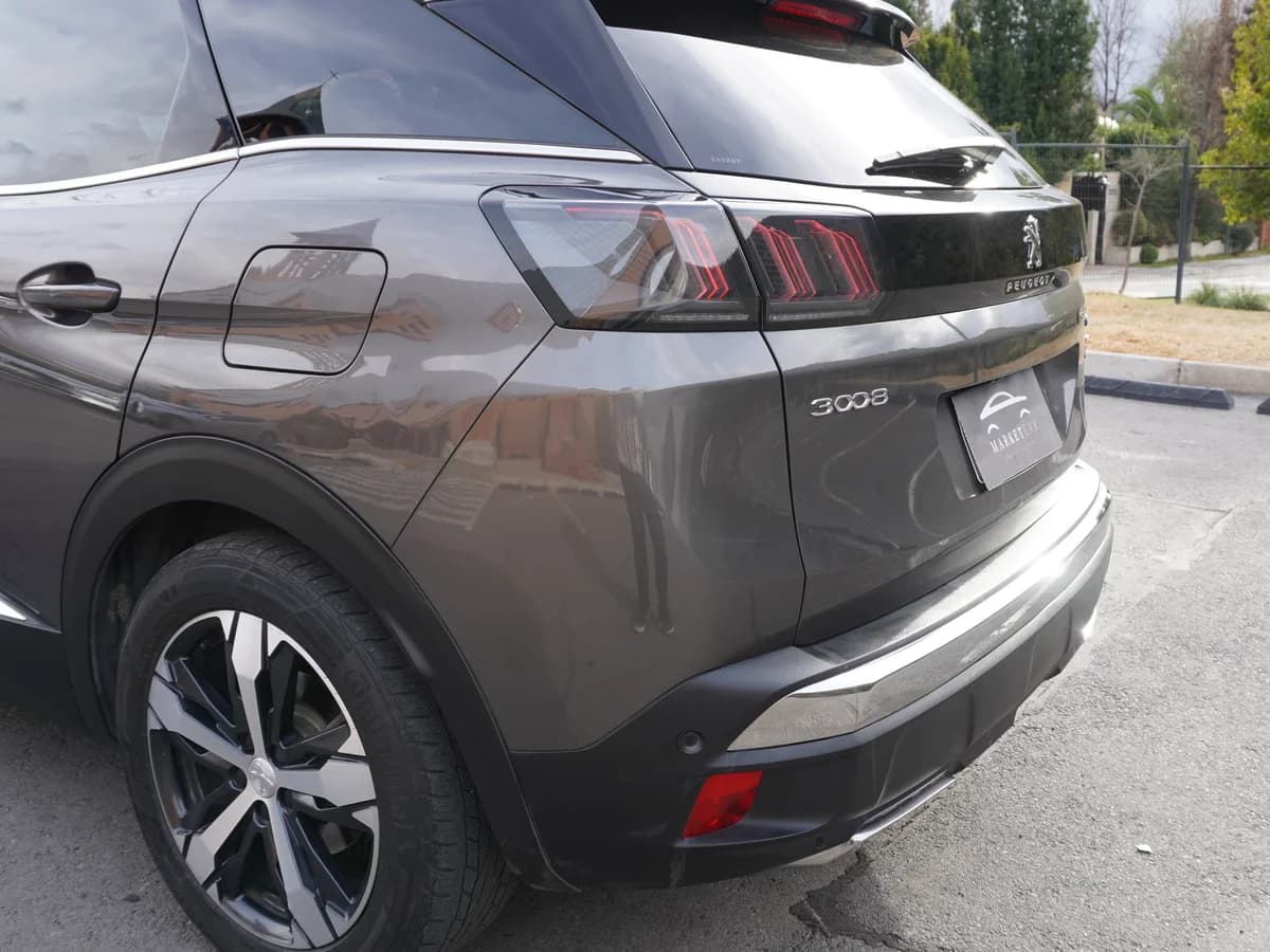 Peugeot 3008 1.6 GT Hibrido año 2023 - Imagen 14