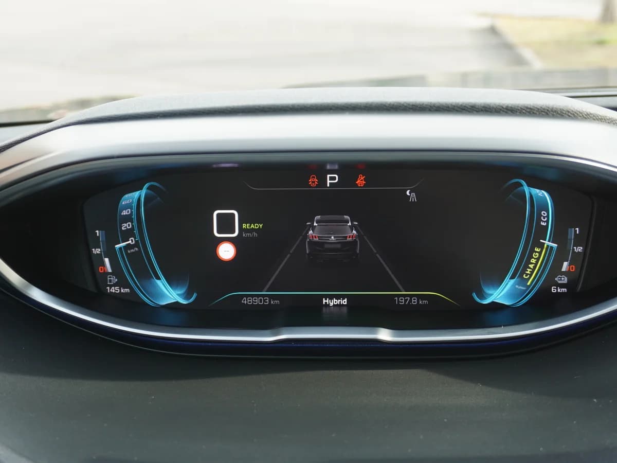 Peugeot 3008 1.6 GT Hibrido año 2023 - Imagen 20