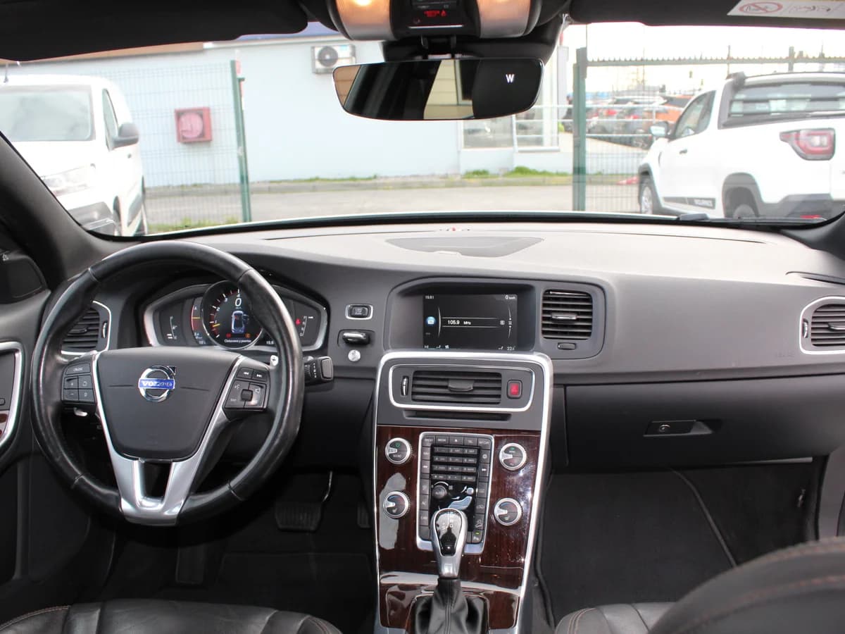 VOLVO S60 AWD 2016 - Imagen 8