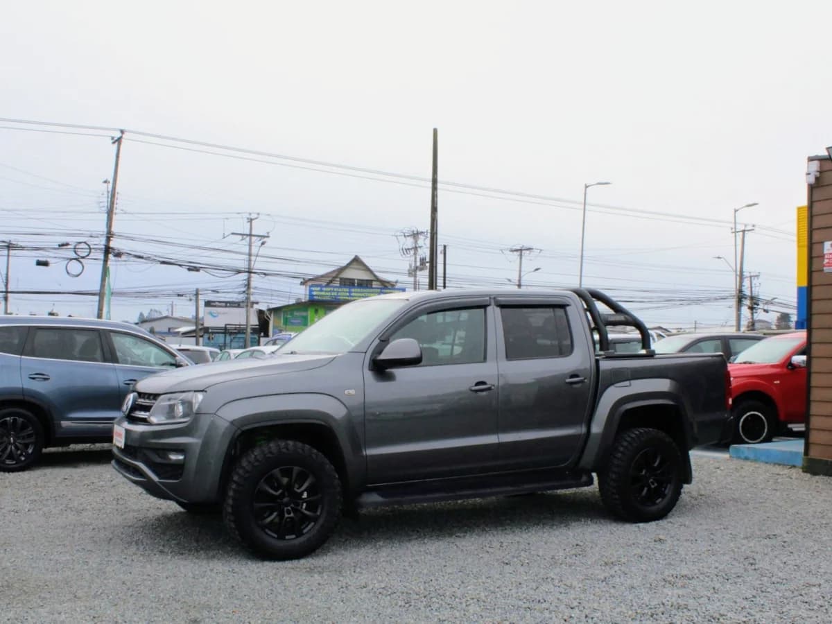VOLKSWAGEN Amarok 2.0 TRENDLINE DIESEL 4MOTION 4X4 DOB. CAB. MT 4P 2019 - Imagen 1