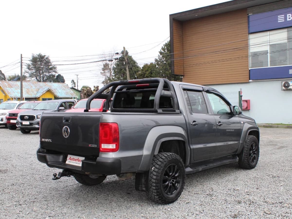 VOLKSWAGEN Amarok 2.0 TRENDLINE DIESEL 4MOTION 4X4 DOB. CAB. MT 4P 2019 - Imagen 8
