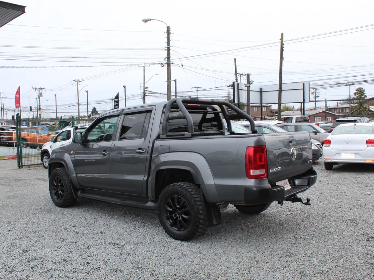 VOLKSWAGEN Amarok 2.0 TRENDLINE DIESEL 4MOTION 4X4 DOB. CAB. MT 4P 2019 - Imagen 9