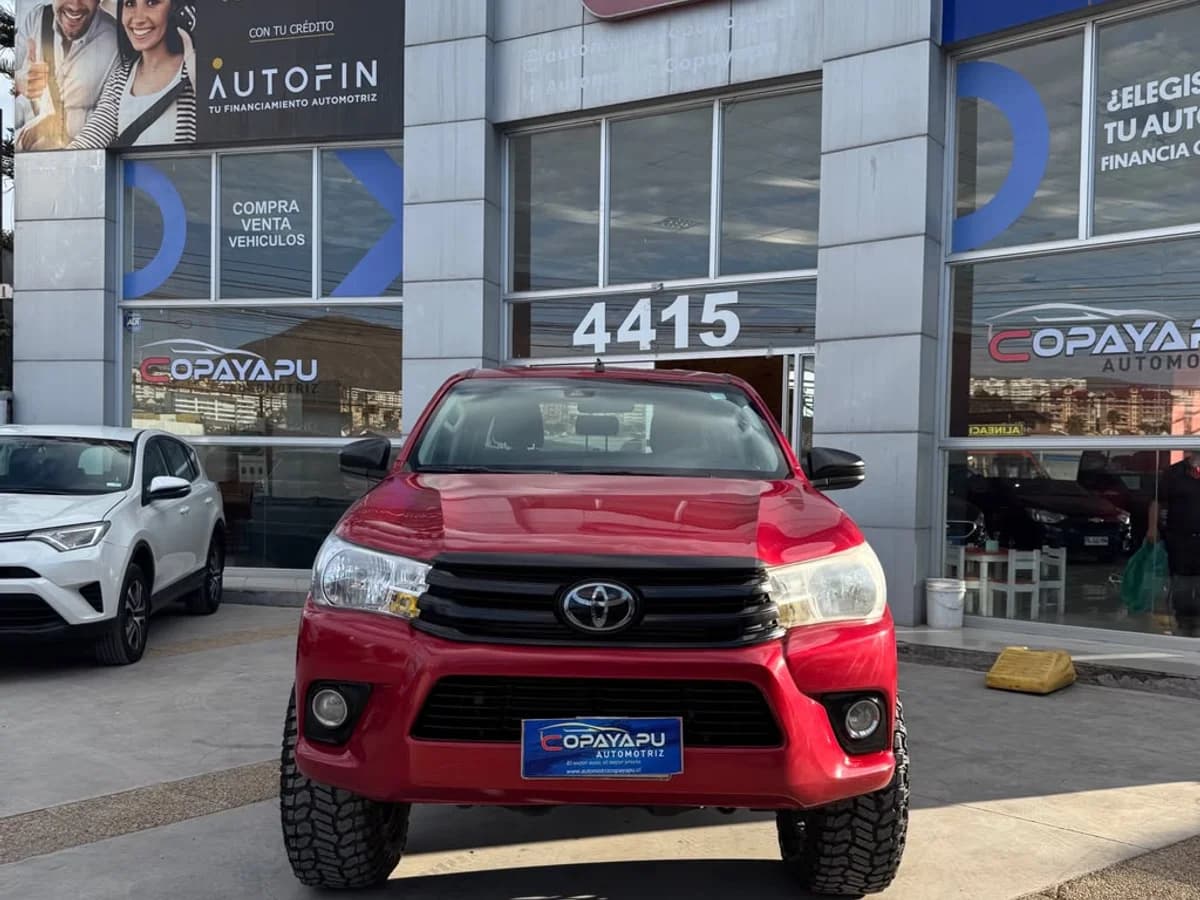 TOYOTA Hilux 2.4 2022 - Imagen 1