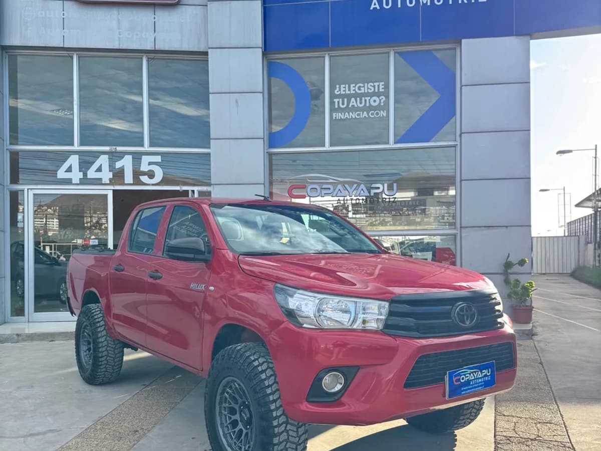 TOYOTA Hilux 2.4 2022 - Imagen 9