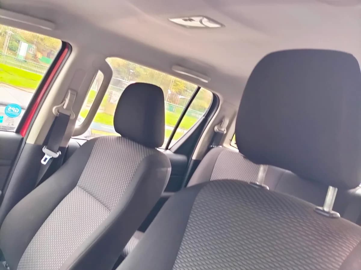 TOYOTA Hilux 2.4 D 4X4 2022 - Imagen 7