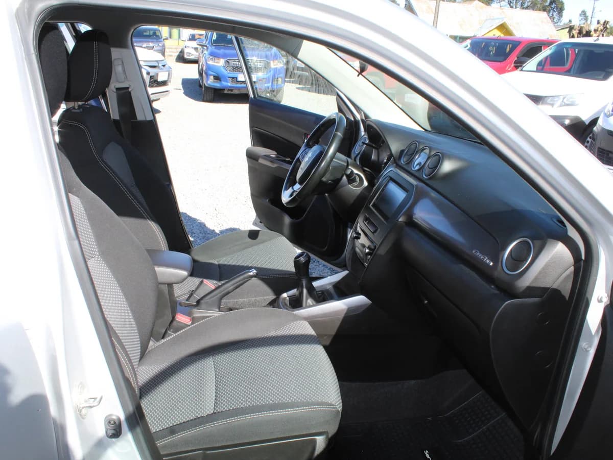 SUZUKI Vitara 1.6 4X4 2021 - Imagen 6