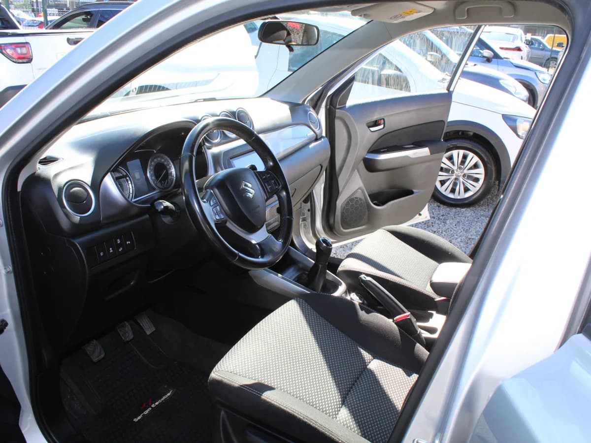 SUZUKI Vitara 1.6 4X4 2021 - Imagen 13