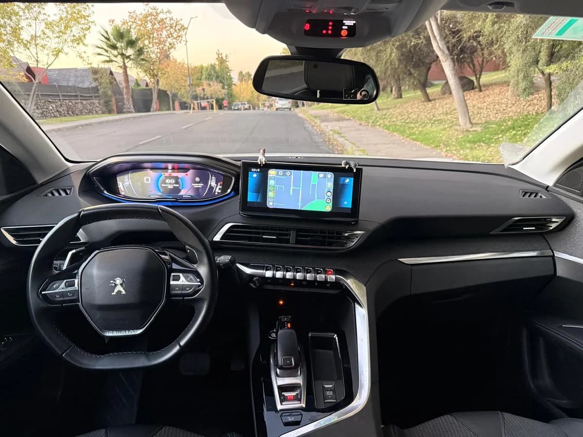 PEUGEOT 3008 ALLURE BLUEHDI 130 1.5 2023 - Imagen 17