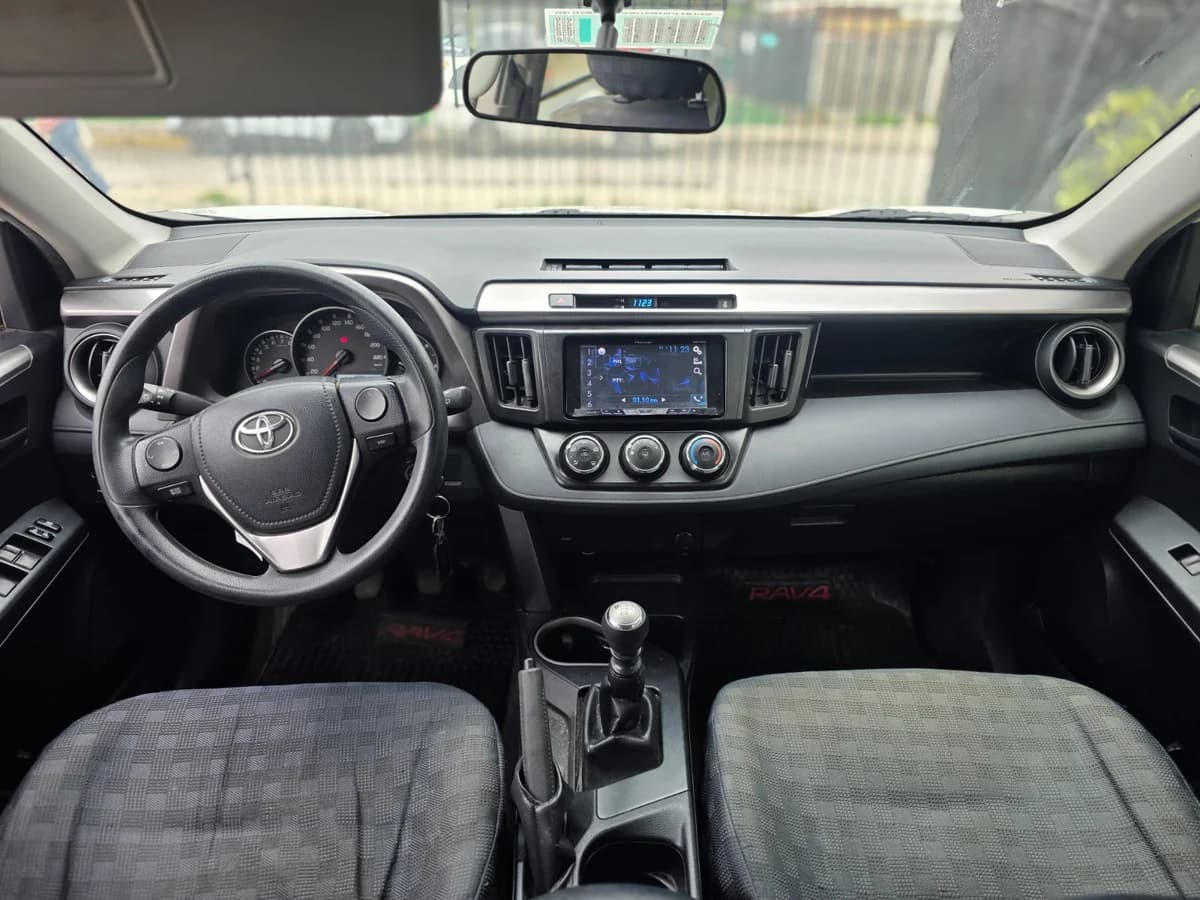 TOYOTA Rav4 2.0 2017 - Imagen 3