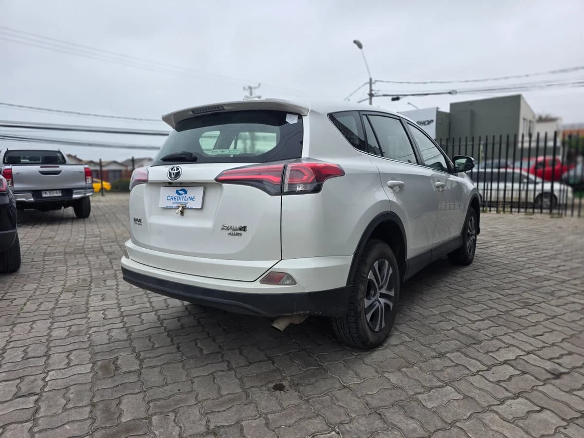 TOYOTA Rav4 2.0 2017 - Imagen 7
