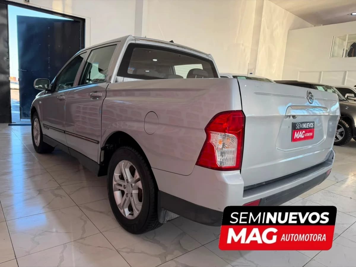 SSANGYONG Actyon Sport 2.0 E-XDI 4x4 2014 - Imagen 4
