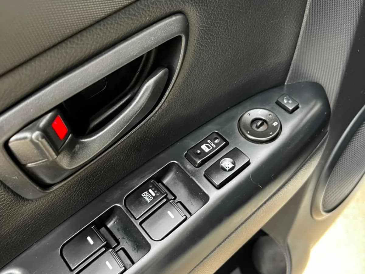 KIA Soul LX 1.6L MT6 año 2014 - Imagen 11