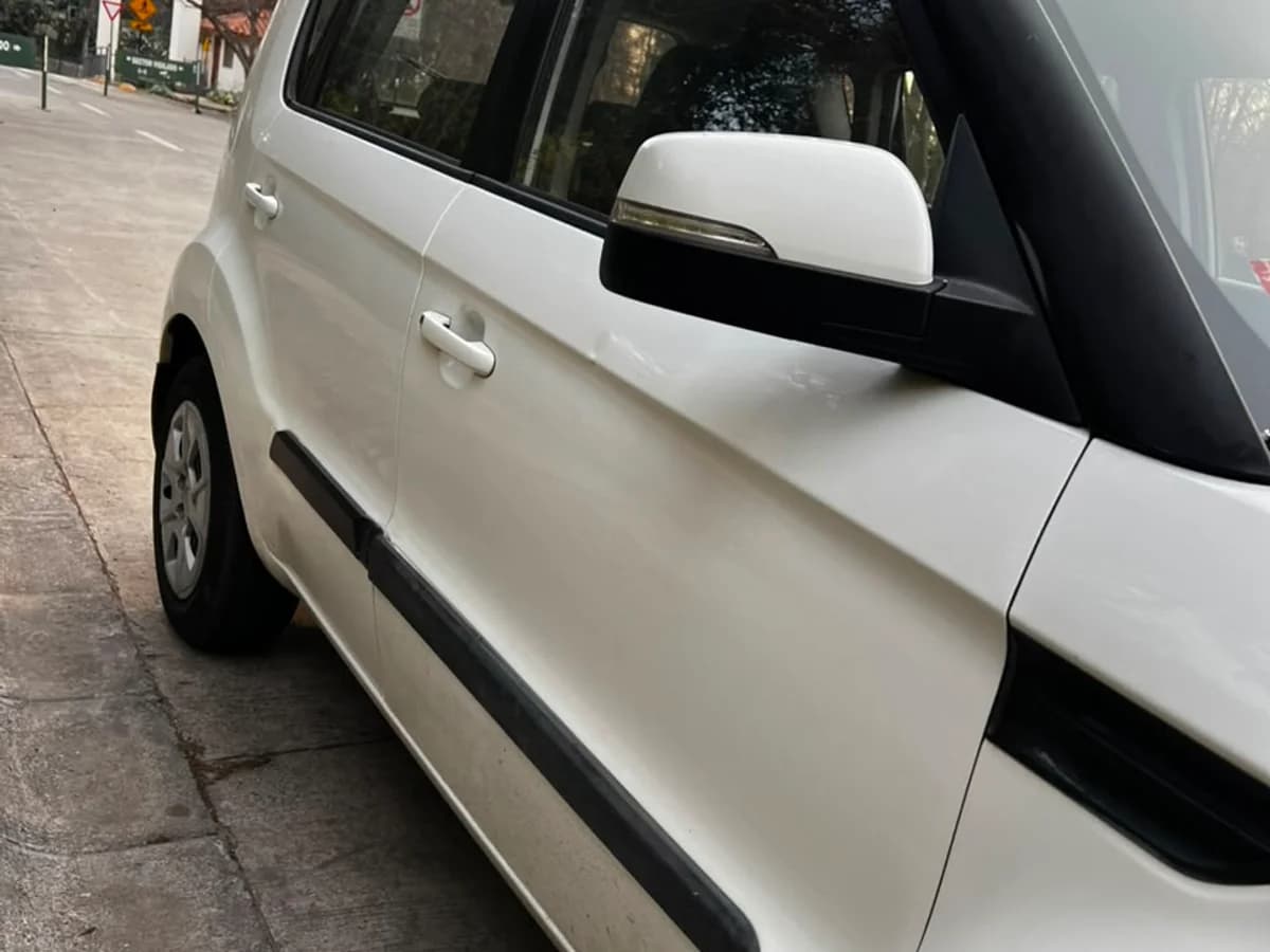 KIA Soul LX 1.6L MT6 año 2014 - Imagen 18
