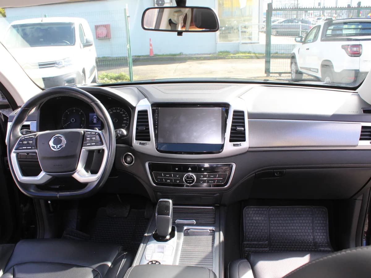 SSANGYONG Rexton 2.2D 2023 - Imagen 8
