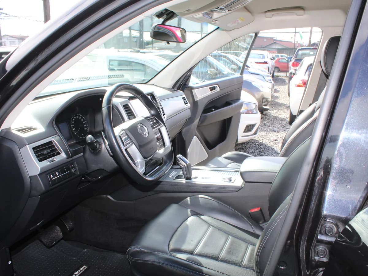SSANGYONG Rexton 2.2D 2023 - Imagen 13