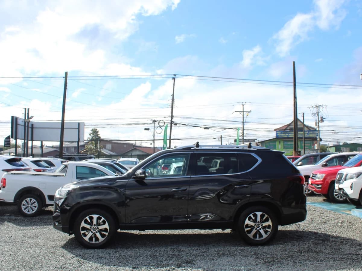 SSANGYONG Rexton 2.2D 2023 - Imagen 15