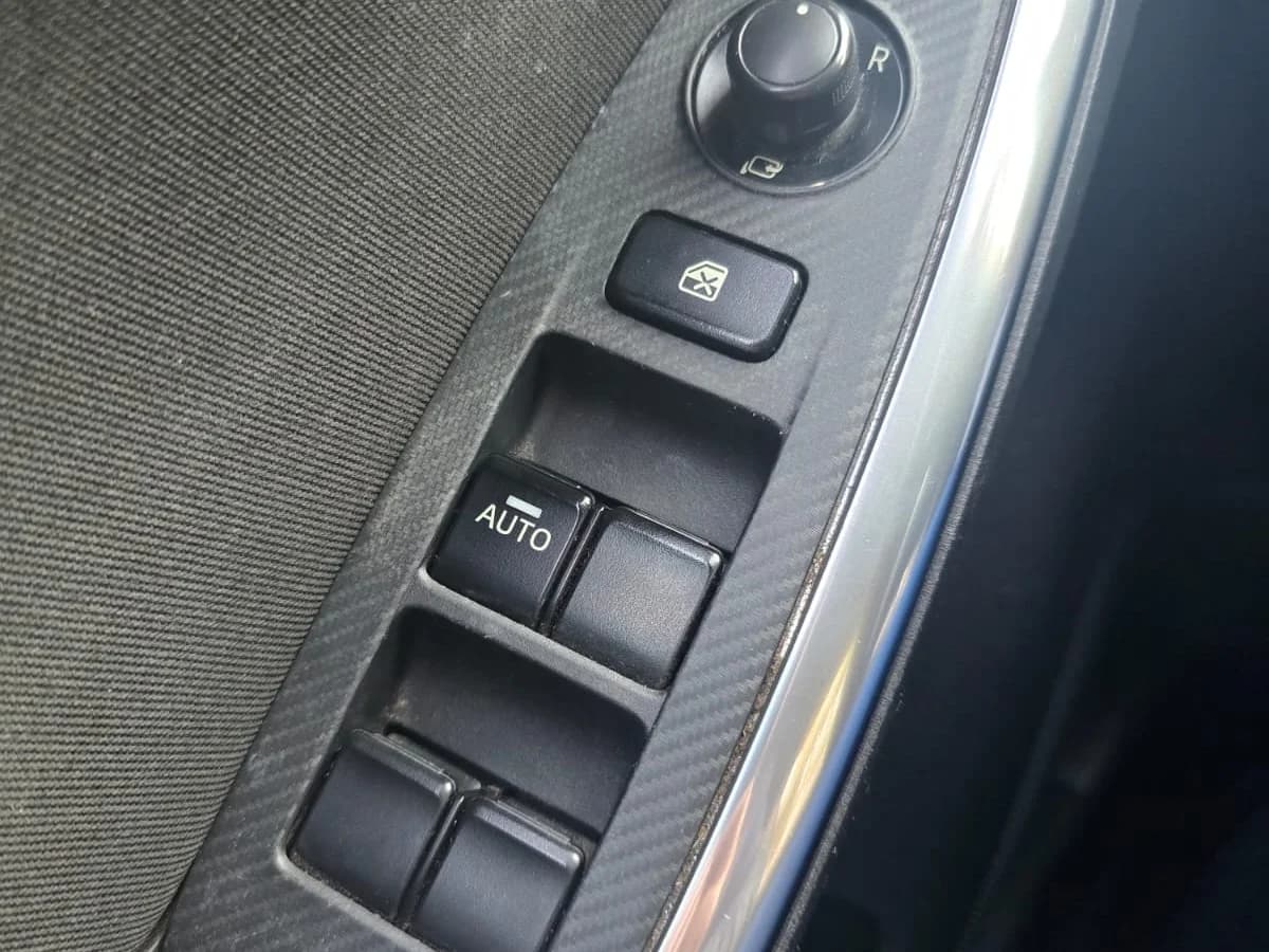 MAZDA Cx-5 2.0L AT R 4X2 año 2017 - Imagen 21