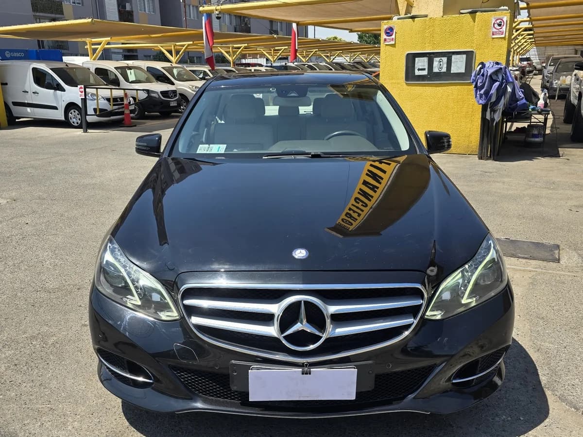 *OFERTA DE LA SEMANA* MERCEDES BENZ E220 CDI 2.1 BLUE EFFICIENCY DIESEL 4X2 AT 4P 2015 - Imagen 2