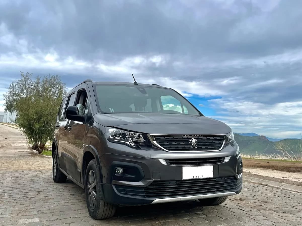 PEUGEOT Rifter BLUEHDI 130 1.5 AT 2023 - Imagen 15