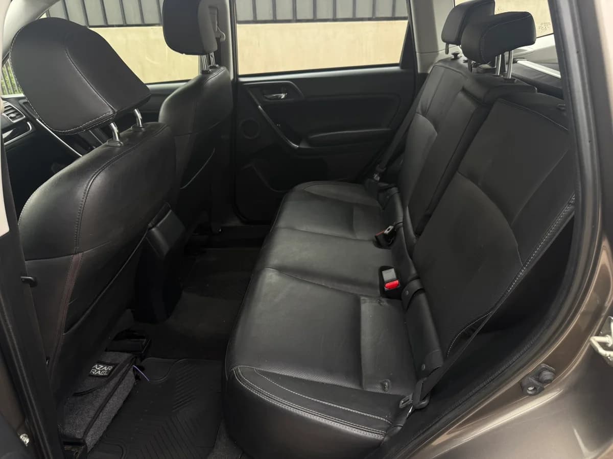 SUBARU Forester 2.0 Limited Sport Diesel AWD CVT 2017 - Imagen 10