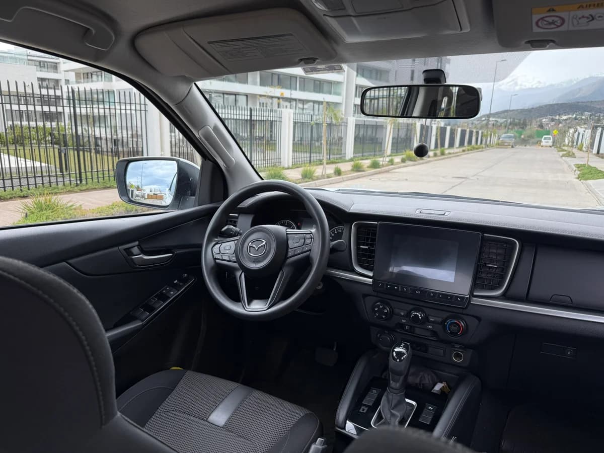 MAZDA BT-50 3.0 Diesel 4X4 Doble Cabina 6AT 2023 - Imagen 12