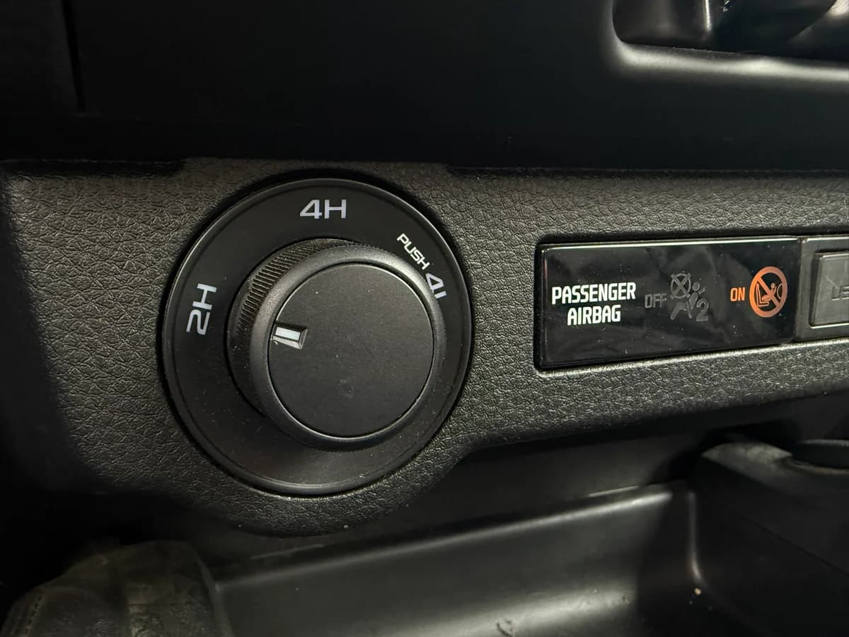 MAZDA BT-50 3.0 Diesel 4X4 Doble Cabina 6AT 2023 - Imagen 18