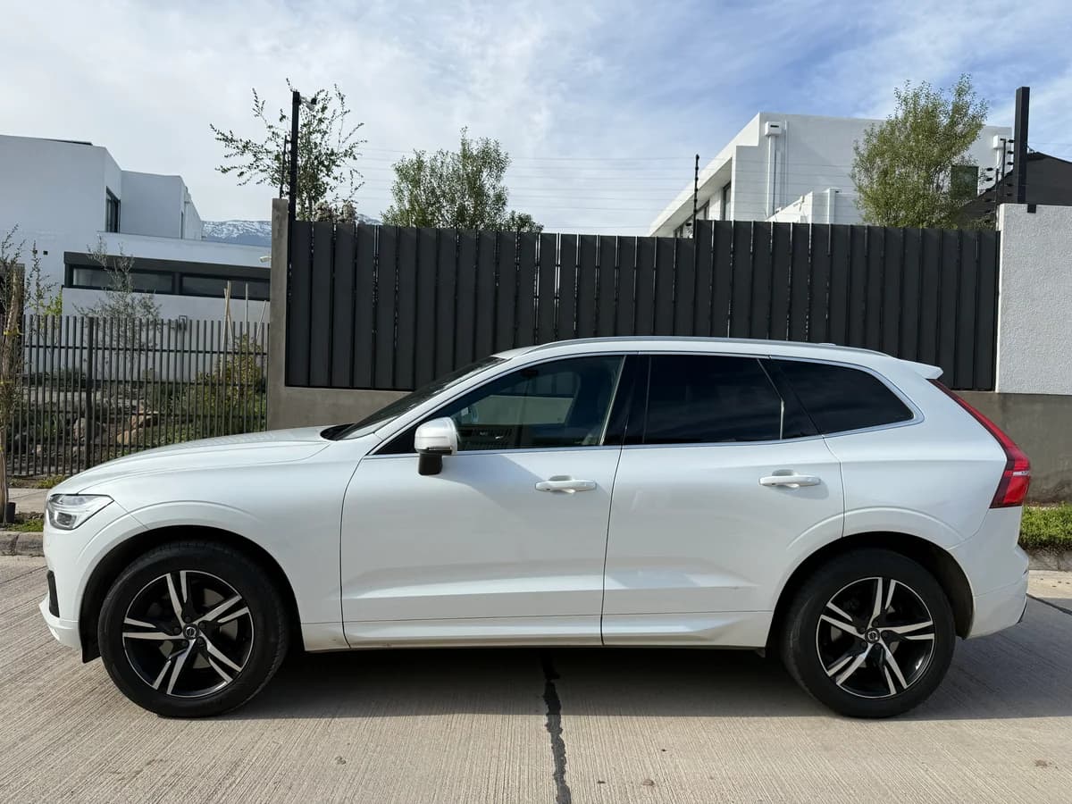 VOLVO XC60 2.0 T6 R-Design AWD MY19 AT 2019 - Imagen 8