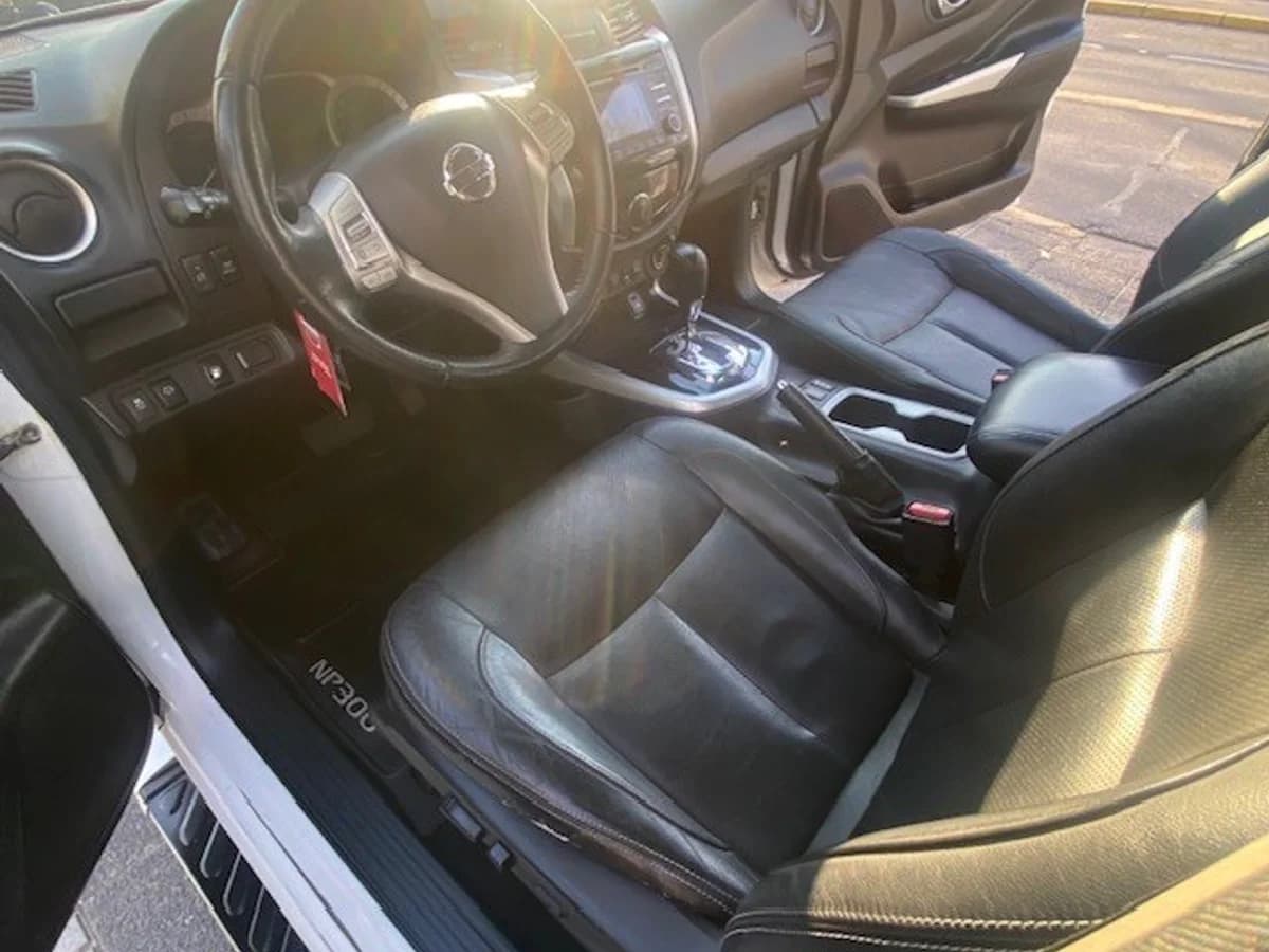 NISSAN NP300 LE 4x4 2.3 Autom. 2017 - Imagen 18