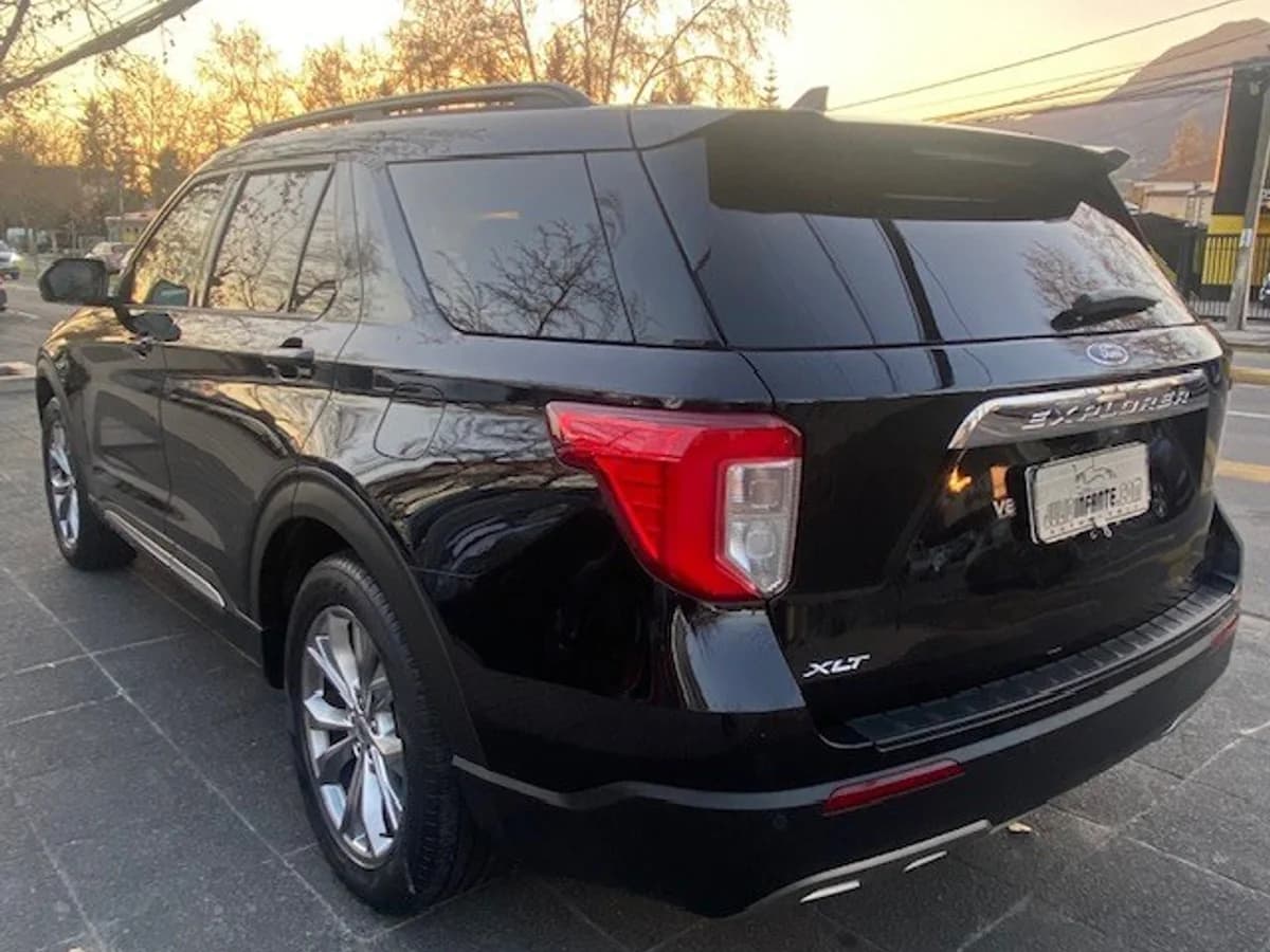 FORD EXPLORER Limited 2.3 Auto.3 corridas 2021 - Imagen 4