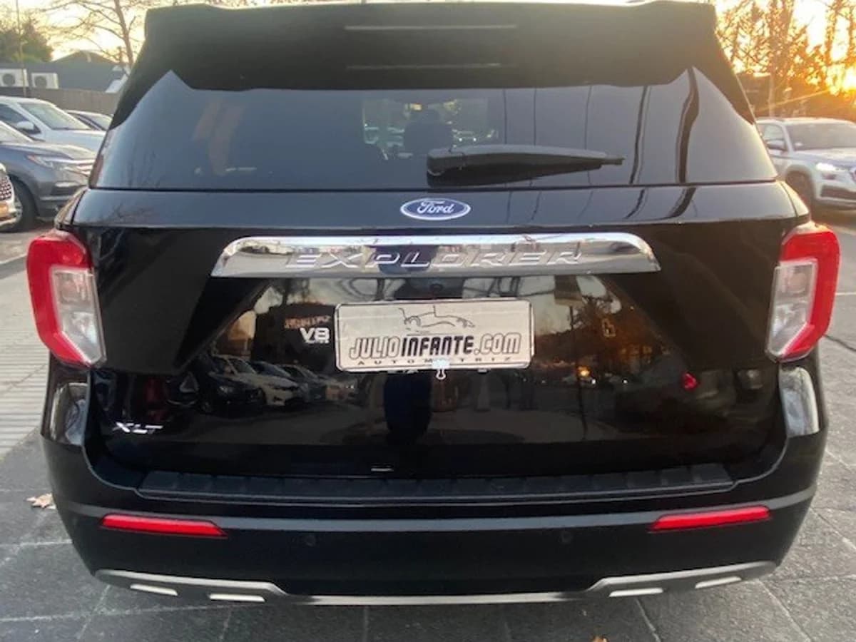 FORD EXPLORER Limited 2.3 Auto.3 corridas 2021 - Imagen 6