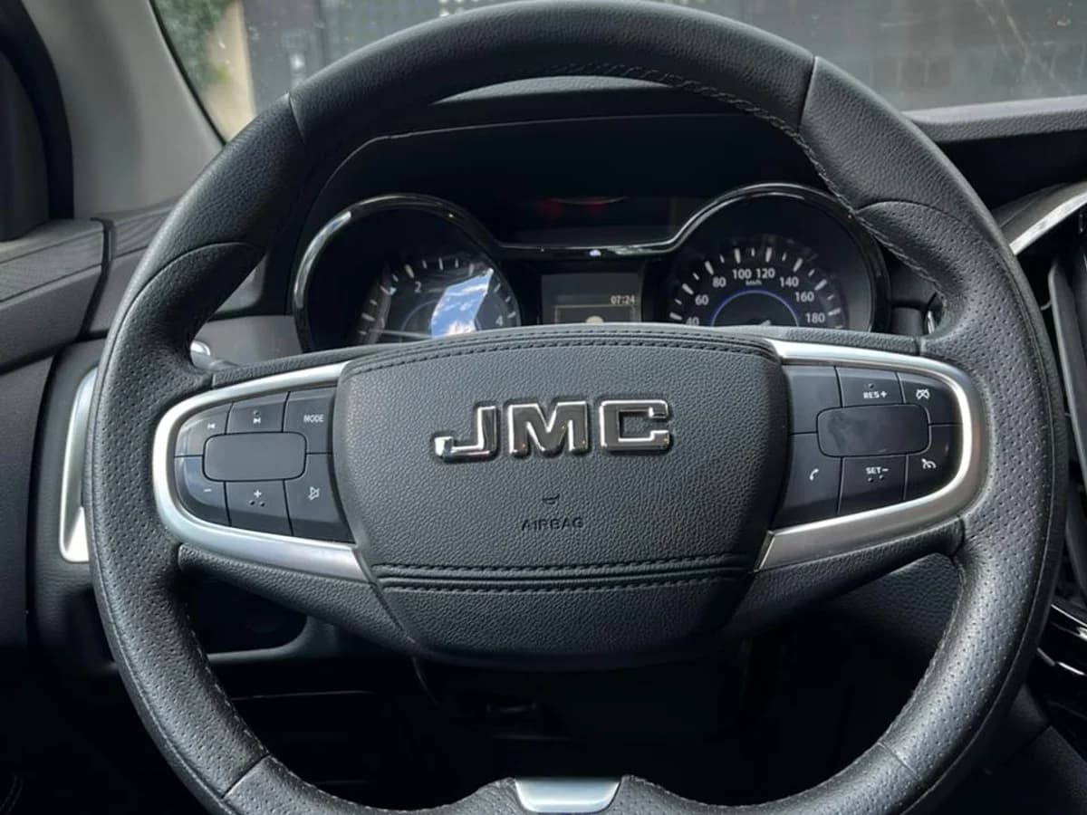 JMC Vigus Pro 2.0L Turbo Diésel AT 4x2 año 2024 - Imagen 12