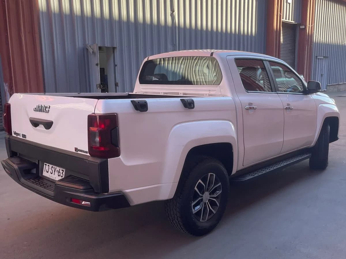 JMC Vigus Pro 2.0L Turbo Diésel AT 4x2 año 2024 - Imagen 16