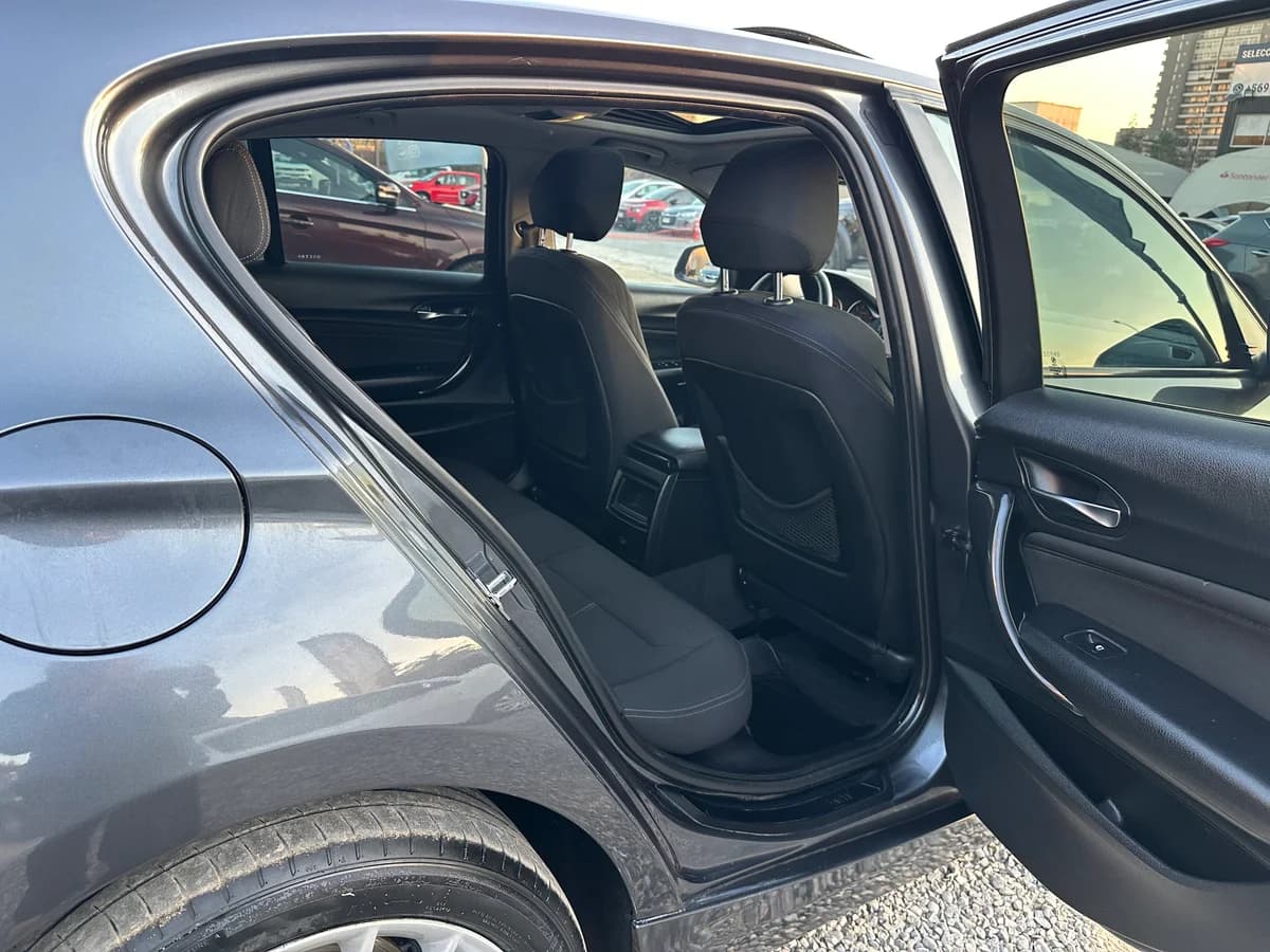 BMW 116I Sport 1.6 AUT SUNRROF 2012 - Imagen 17