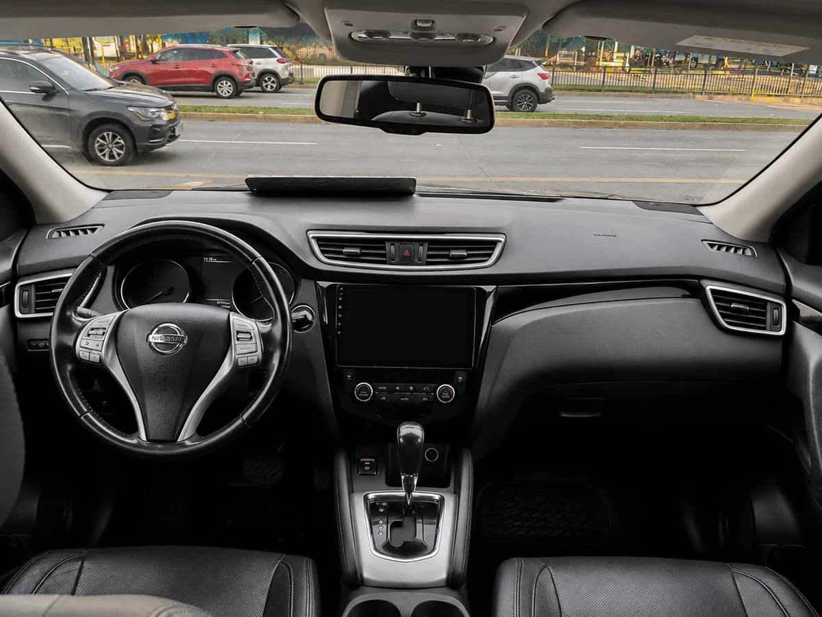 Nissan Qashqai Exclusive 2.0 AUTOMÁTICA 2017 - Imagen 9