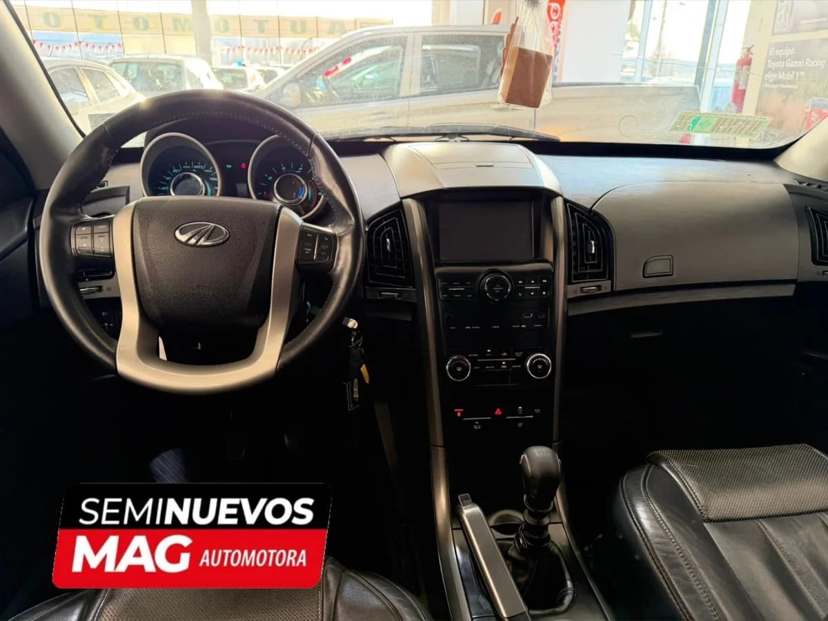 MAHINDRA XUV 500 2.2 2017 - Imagen 6