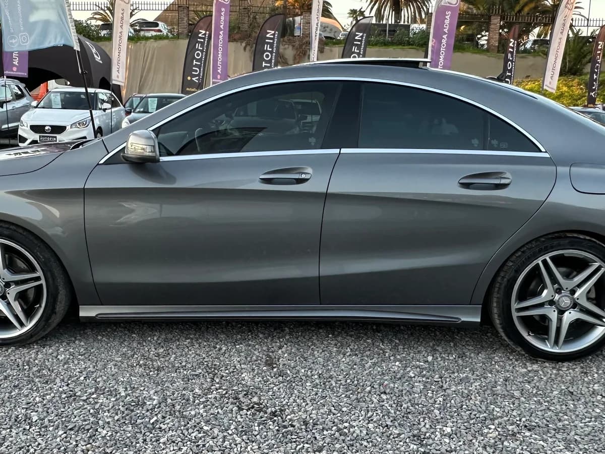 MERCEDES BENZ CLA 220 2.1 CDI AUT LOOK AMG 2014 - Imagen 8