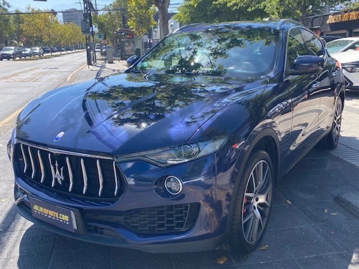 MASERATI LEVANTE SQ4 Bi turbo 430 HP. 2019 - Imagen 1