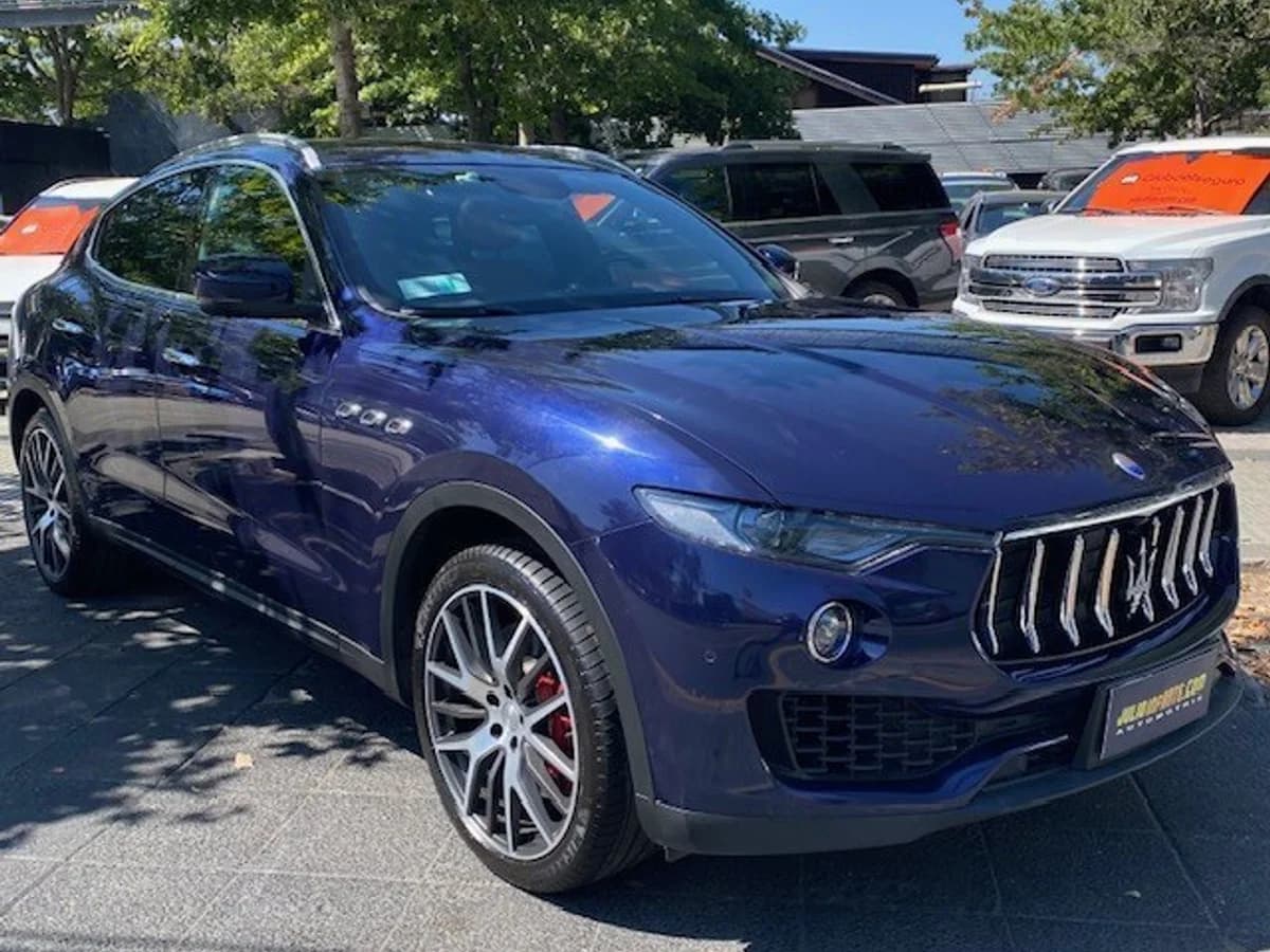 MASERATI LEVANTE SQ4 Bi turbo 430 HP. 2019 - Imagen 3