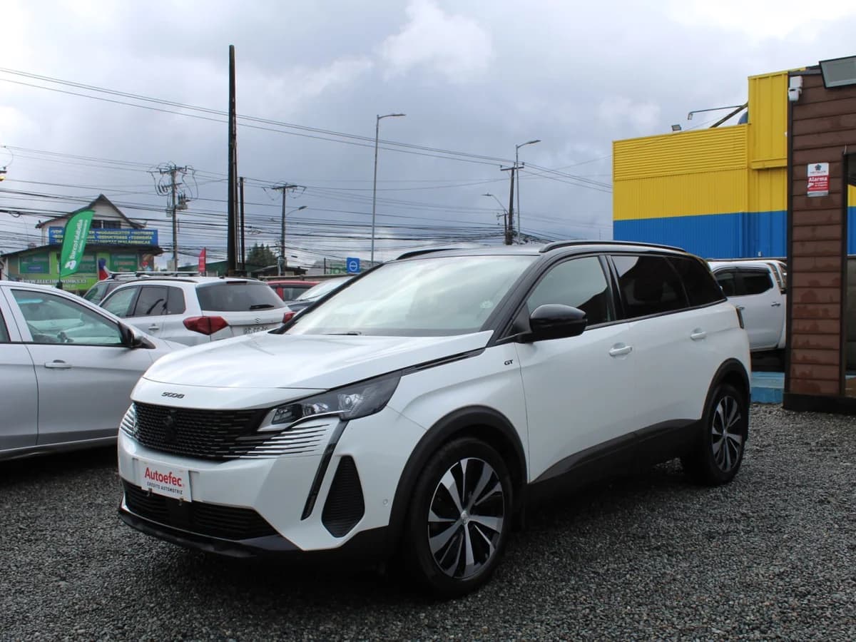 PEUGEOT 5008 GT 1.5 diésel 2023 - Imagen 2