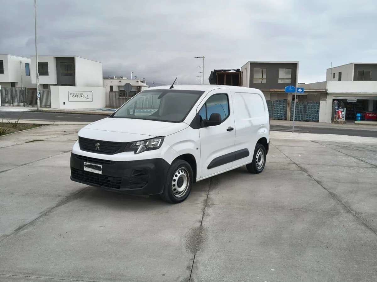 PEUGEOT Partner 1.6 BLUEHDI 2023 - Imagen 2