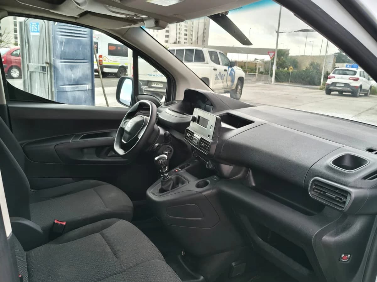 PEUGEOT Partner 1.6 BLUEHDI 2023 - Imagen 12