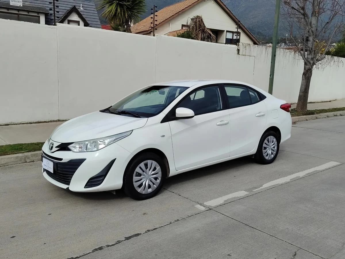 TOYOTA Yaris GLI 1.5 2020 - Imagen 4