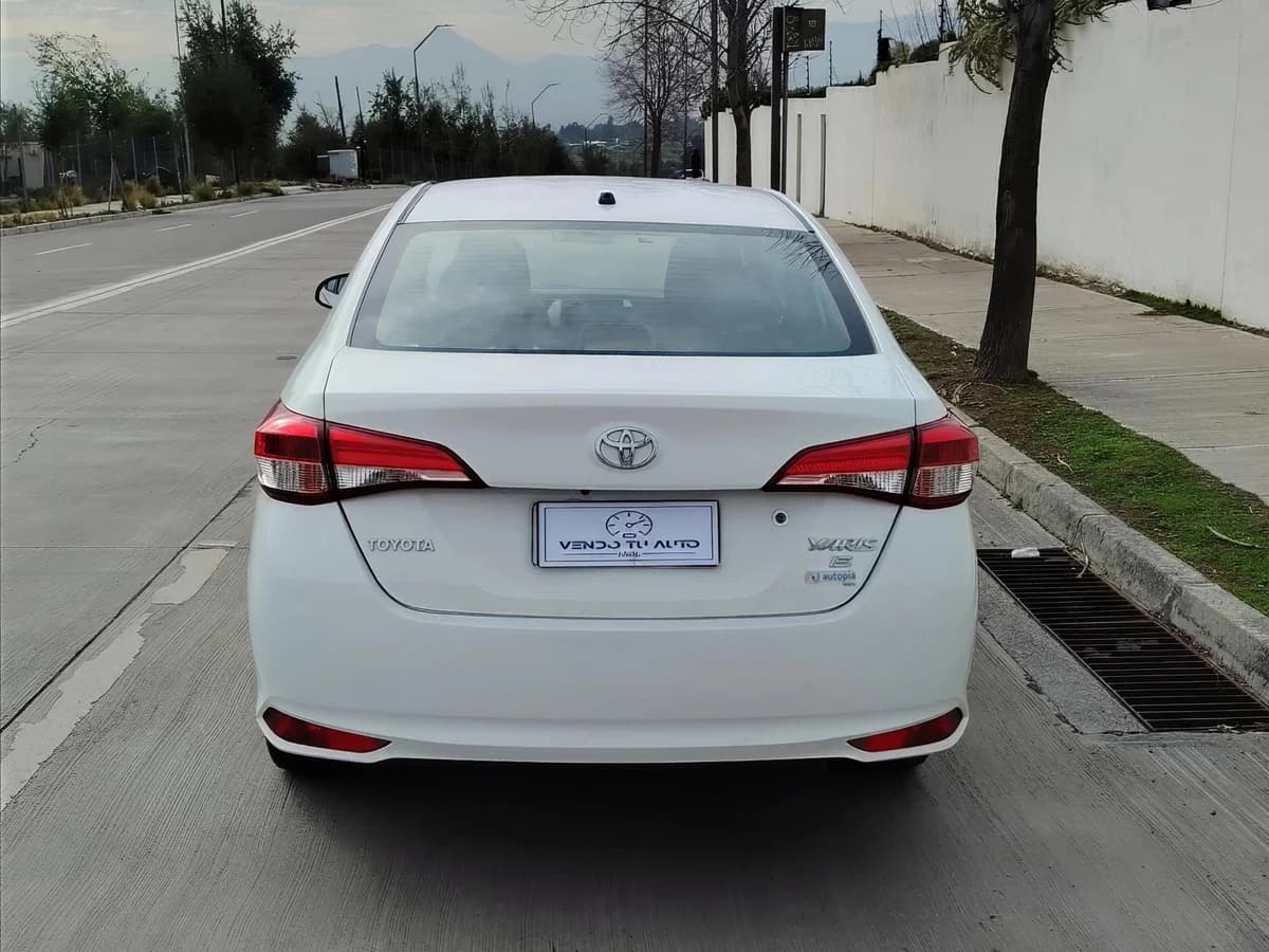 TOYOTA Yaris GLI 1.5 2020 - Imagen 9
