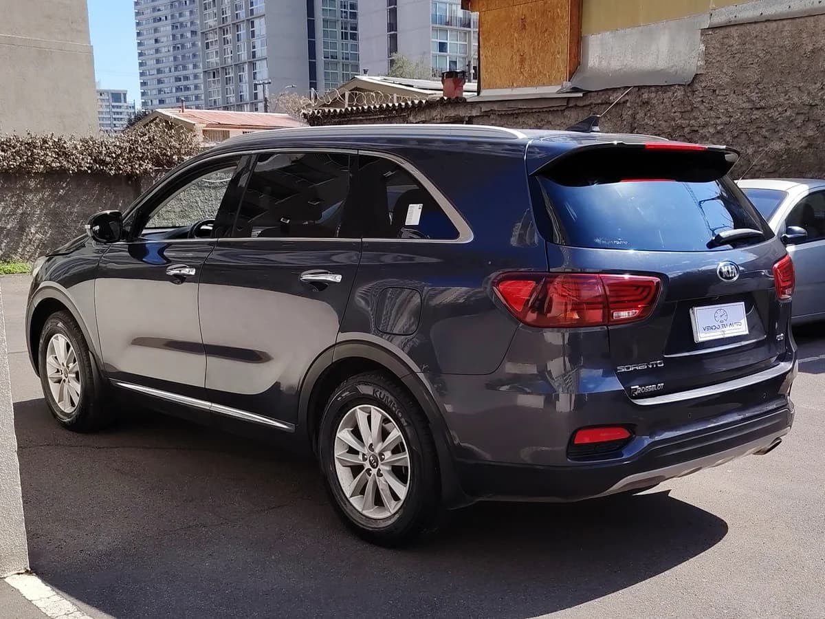 KIA Sorento 2.2 EX DIESEL 2WD 6MT 7P 2020 - Imagen 8