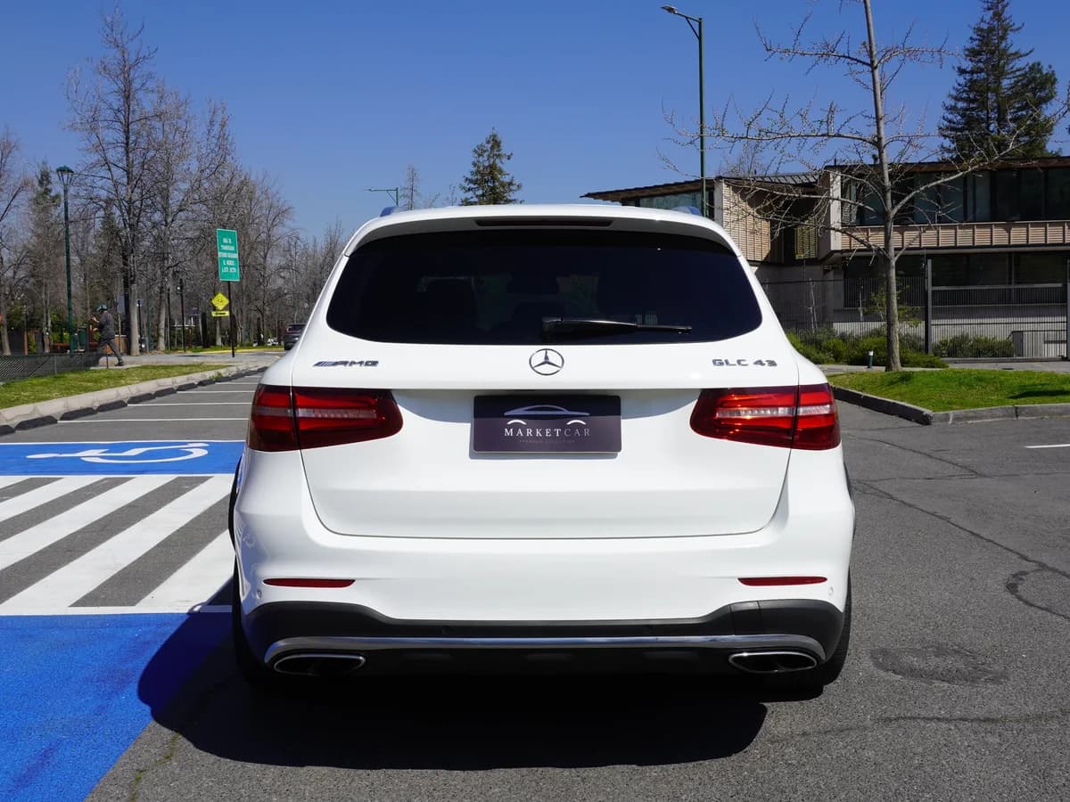 Mercedes Benz GLC 43 Amg 3.0 AT 4Matic año 2018 - Imagen 6