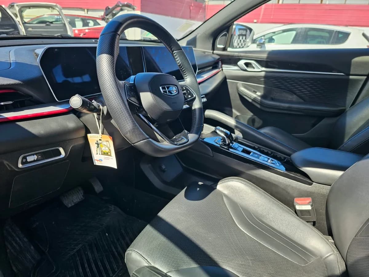 GEELY COOLRAY 1.5 AT 2024 - Imagen 10