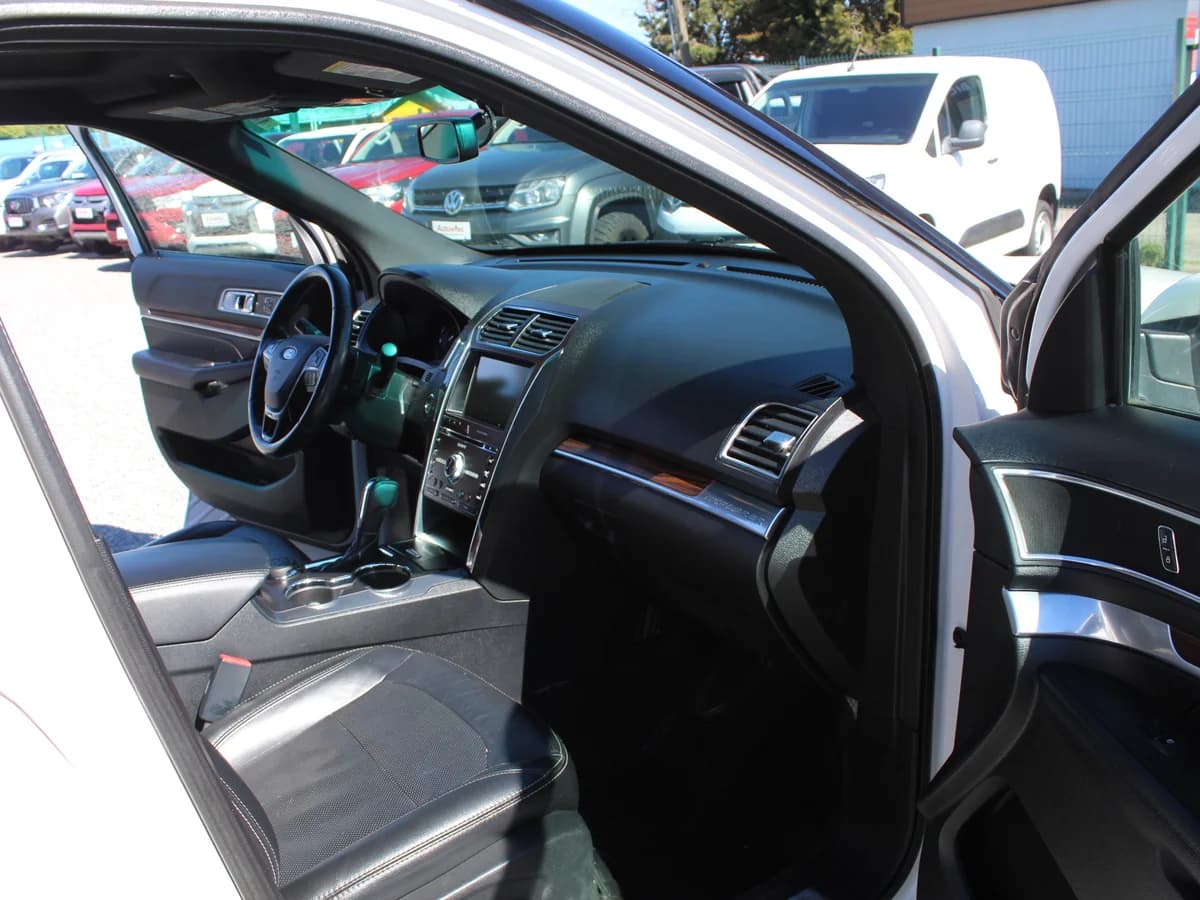 FORD Explorer LTD 4X4 3.5 2016 - Imagen 5