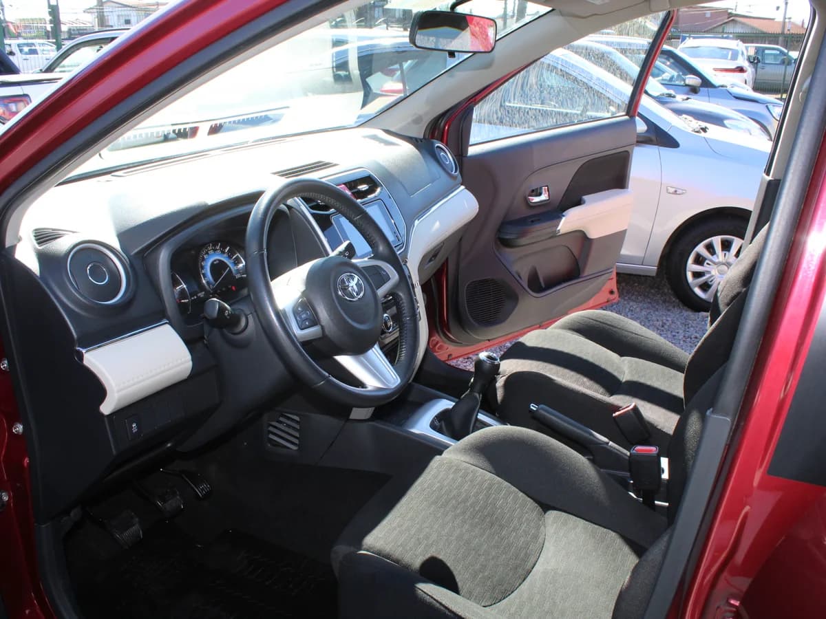 TOYOTA RUSH XEI 1.5 2022 - Imagen 12